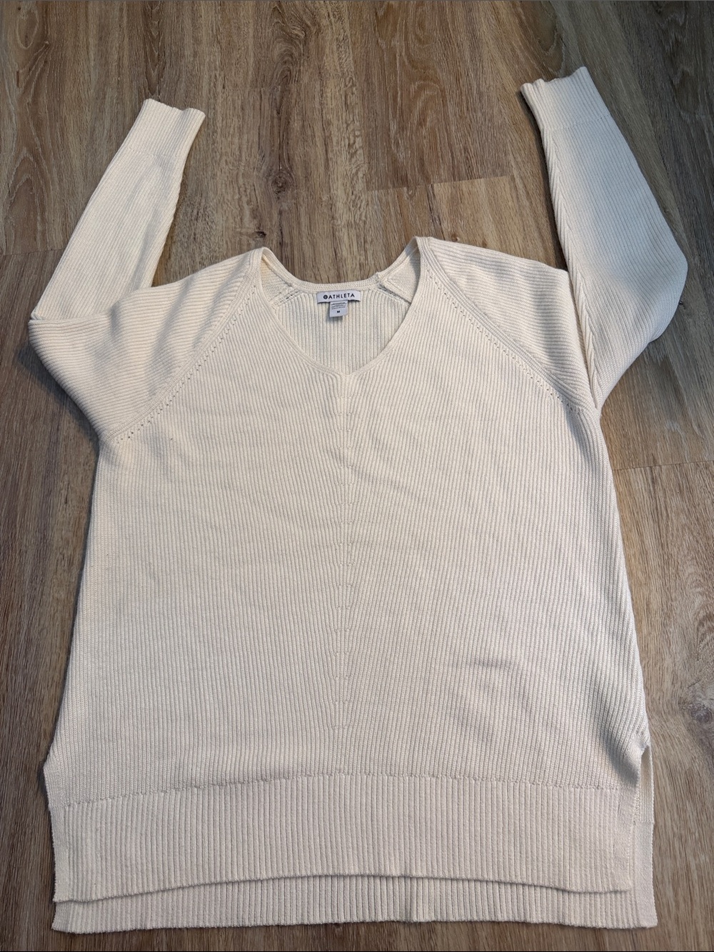 Athleta Cream V-Neck Ribbed Knit Sweater